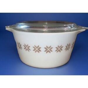 Pyrex Dish Town & Country with Lid White Brown Star 473 Vintage Casserole 1qt